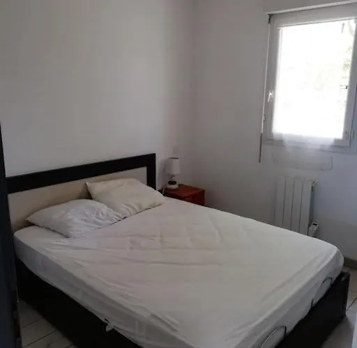 Au Bord De L'eau Hourtin